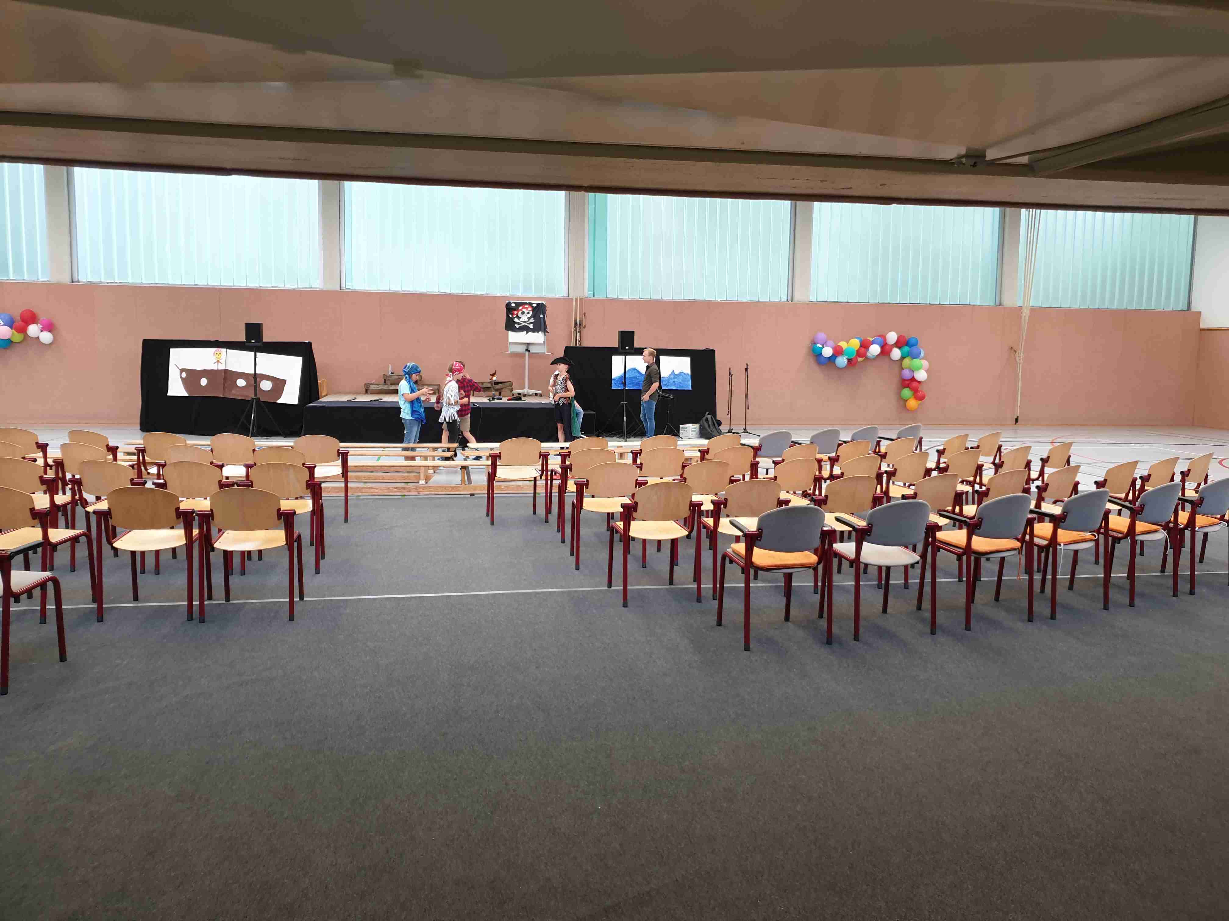 Die gut vorbereitete Turnhalle Die vorbereitete Turnhalle